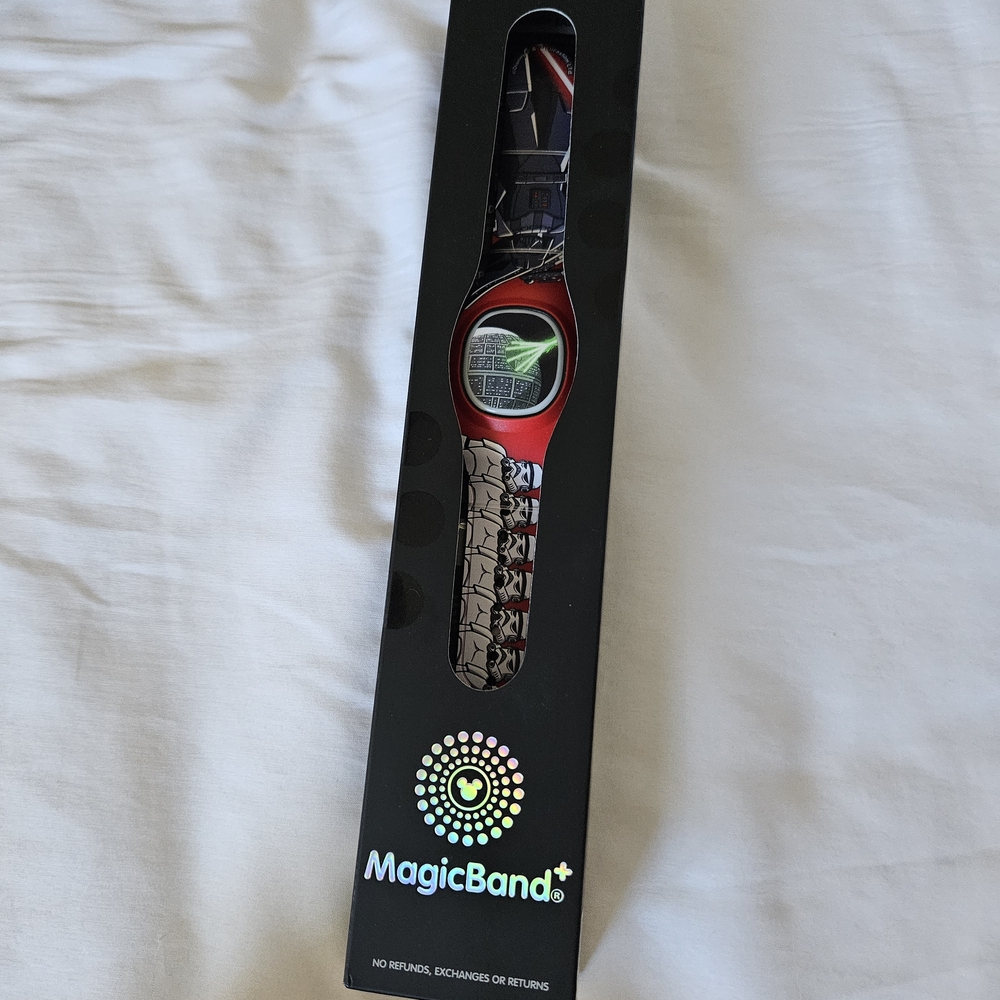 Disney MagicBand+ Darth Vader And Death Star